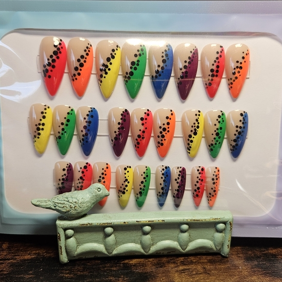 Custom Handcrafted Press On Set - Medium Almond - NWOT - Picture 5 of 8